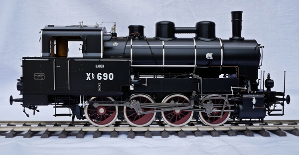 Kiss_Xb_7_690_r_600